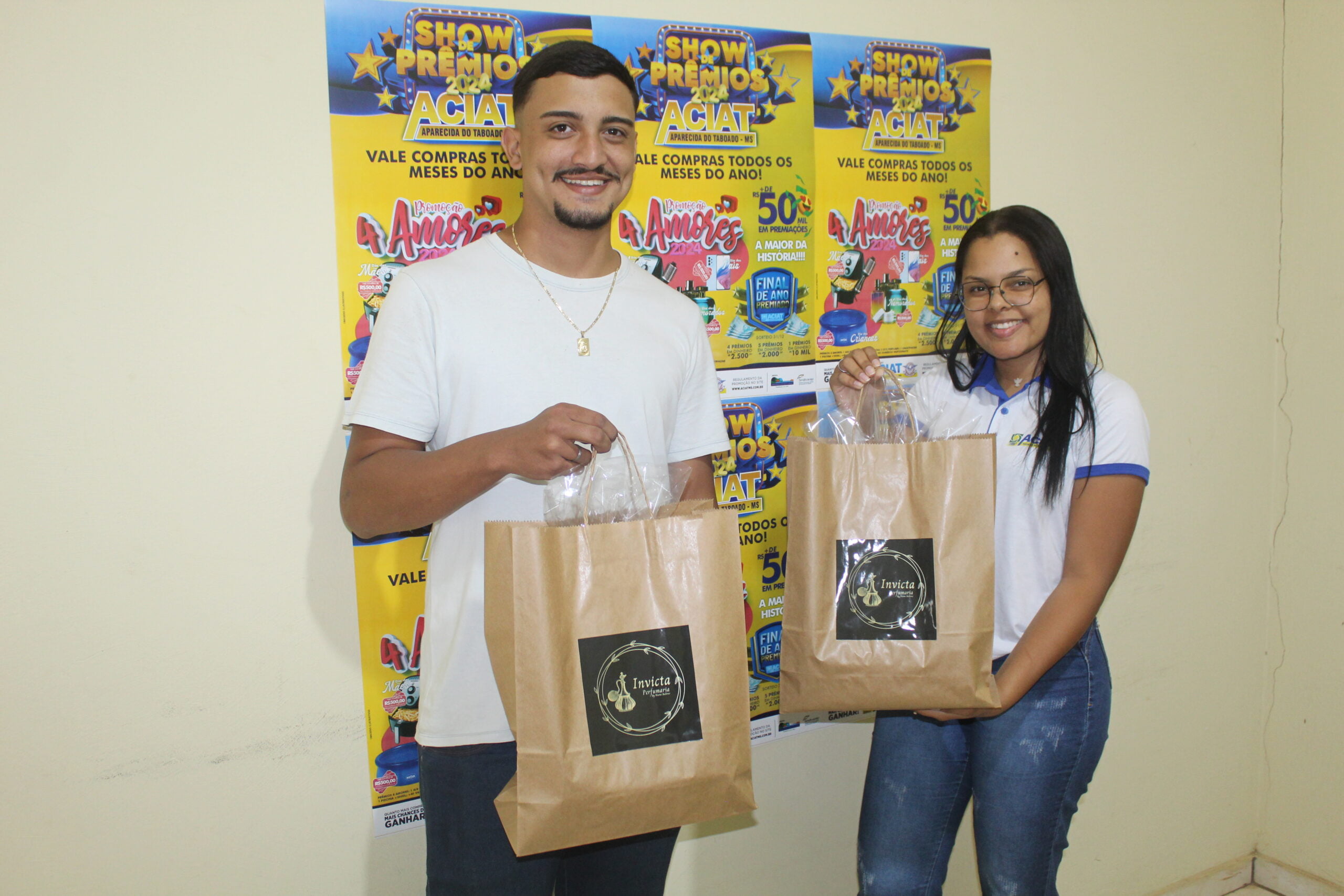 Samuel Ferreira levou para casa um kit masculino e feminino ofertado pela ACIAT