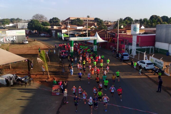 A 3ª terceira edicação da corrida Fire Run teve o percurso de 5 km/ Foto: Dú Borges