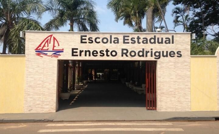 Matrículas estão abertas para a modalidade EJA na Escola Ernesto Rodrigues