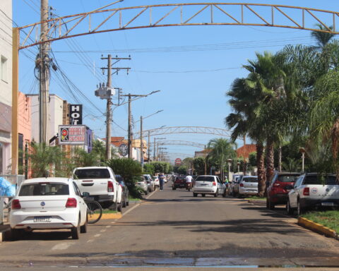 comércio em Aparecida do Taboado estará fechado na terça-feira (04), até às 12h da quarta-feira de cinzas, dia 05/ Foto: Arquivo Costa Leste News