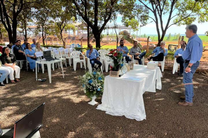 O diretor executivo e acionista, Rogério Nogueira Alves, fez a abertura da cerimônia.
