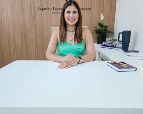A psicóloga Jaqueline Fagundes Pires Barison é especialista em atendimento infantil com foco em ciência ABA (Análise Comportamental Aplicada) e antende em Aparecida do Taboado-MS