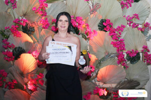 VENDEDORA POR CATÁLOGO- CLÁUDIA PINHEIRO