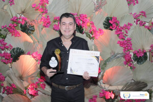 ARTISTA PLÁSTICO- MOYSÉS CHAMA