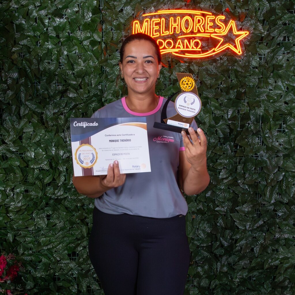 COZINHEIRA - MONIQUE THENÓRIO
